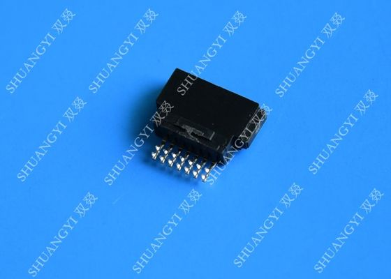 Chine Type en laiton de cuir embouti de connecteur de Pin SATA du terminal 7 pour des cycles du boîtier décodeur 500 fournisseur